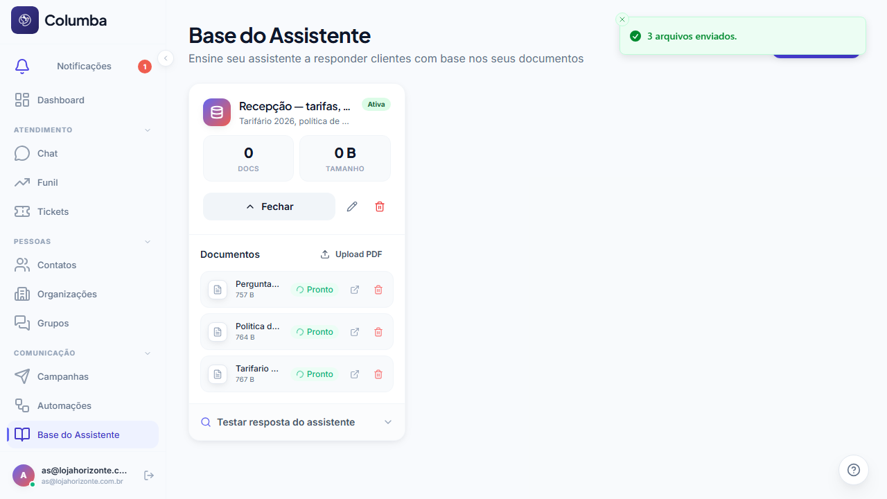 Base do assistente com três documentos prontos: tarifário, política de cancelamento e perguntas frequentes